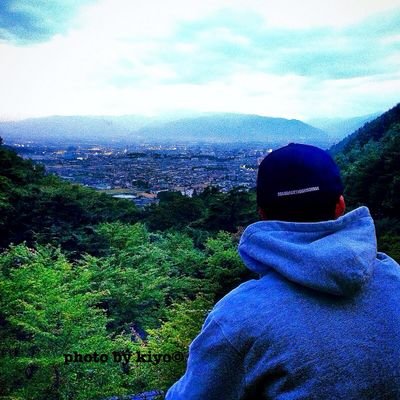 newアカウントになりまた。freeアルバムA_worldお聞き下さい。 http://t.co/nF9b7R0m50 A2SHIT