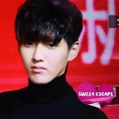 masih newbie jan heran liat pollowers.intinya gue terlahir hanya sebagai manusia biasa. I love you