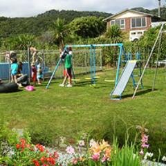 Rapahoe Bay Holiday Park: Affordable, beach side Greymouth accommodation and camping ground for families and travelers to the West Coast, New Zealand.