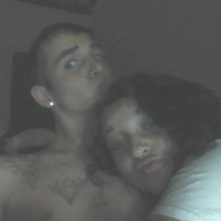 I Bust Stupid Dope Moves... And Get Pussy With My Fathers Features.. #4hunnid