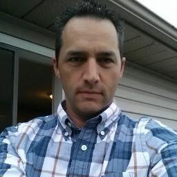 Computer and Math teacher, Highschool. Love sports. Big Adobe fan.