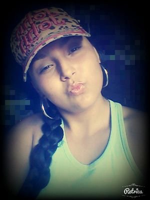 - Ninguém apaga a luz de quem Deus escolheu pra brilhar . ✌