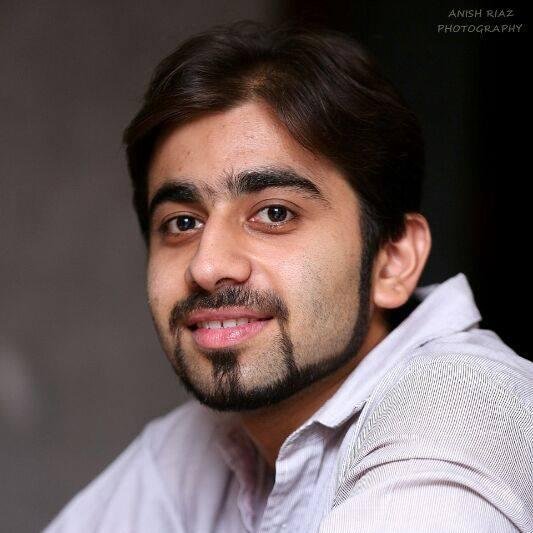 Digital marketeer @googleanalytics and @adwords Certified Professional.  Former Employers: @blackboxconcepts, https://t.co/55wml6rRDZ Current: @ShopistanPK.