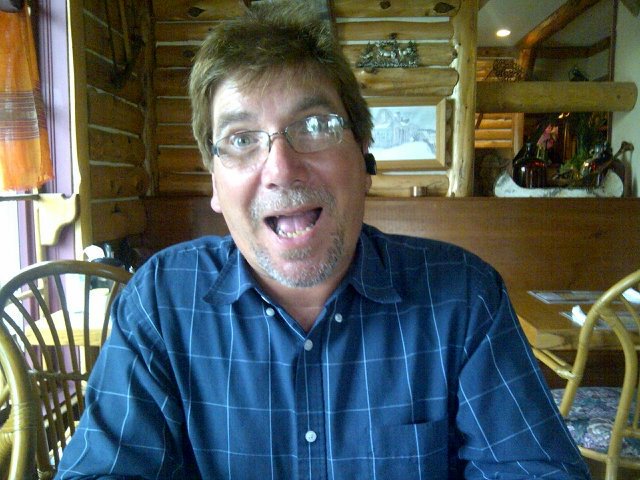 Twinntech's profile picture. techy guru extrordinaire. twitter is not for dating please! happy and married.