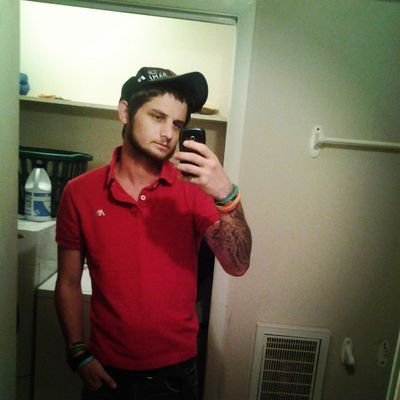my name is thomas crews hit me up 9316752460 tweet teeet lmao