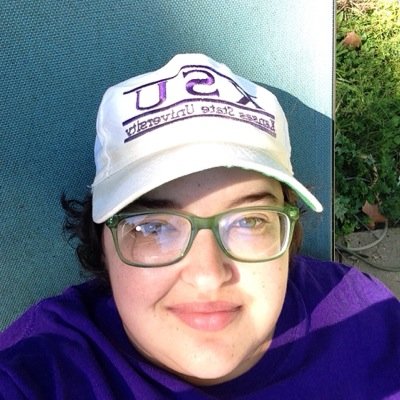 mlek8o's profile picture. Things I Like: 🍦, 😂, 🐱, 🏖, 💤, 🗺, 🏊🏼‍♀️, 🍪Not Into: ignorance, hate, racism, getting up early