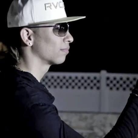 reggaeton0132's profile picture. 