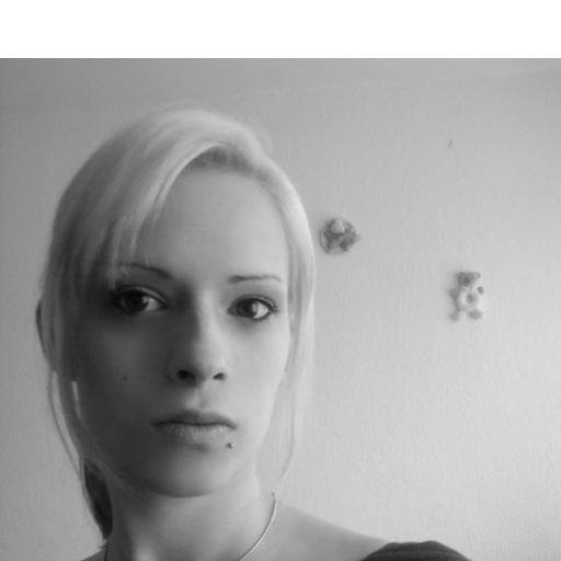 GwenRose88's profile picture. Geboren und aufgewachsen in Solingen. Seit 2011 ist Gwen Rose Schriftstellerin und Autorin