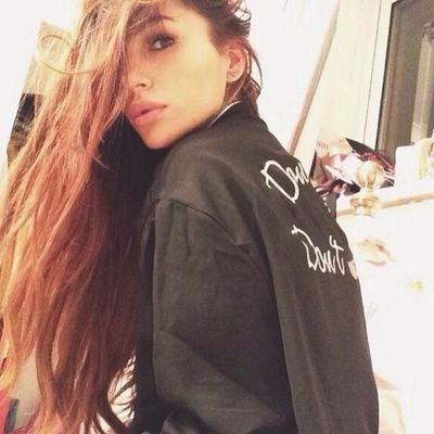 “Lo sappiamo entrambi che le notti sono fatte per dire cose che il giorno dopo non diresti.”