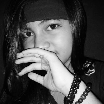 2acc follow twitter @desty_ARN_
Follow instagram @Desti311 & @Desty_Safitri_