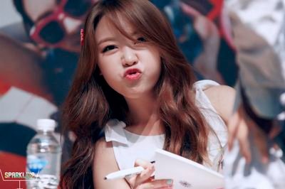 걸스데이's 방민아 - 1993 년.  fantalk? allowed ^^ #Darling ©FIRSTFAKERS