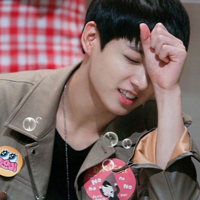 จอน จองกุก เรียกว่ากุกก็ได้ครับ มาคุยกับผมเยอะๆนะครับ ตอบทุกเมนครับ ยิ้ม. ^^