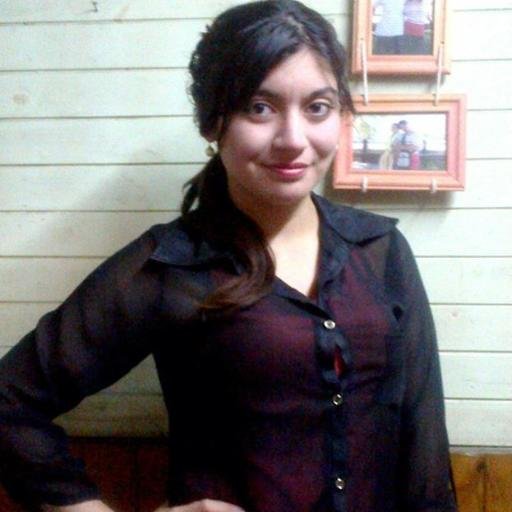 Haz de tu vida un sueño, y de tu sueño una realidad!!
, Estudiante, Amante de los #Libros, This is my life! . .:)