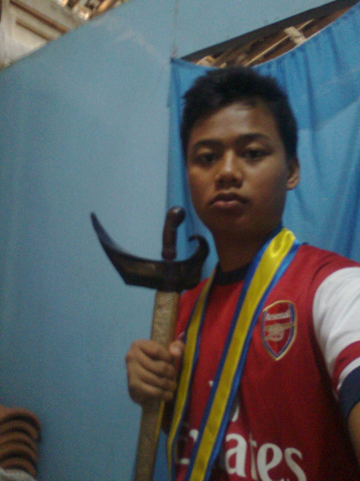 arrift_tirtana's profile picture. TRESNO ''ARSENAL'' SAK MODARE
