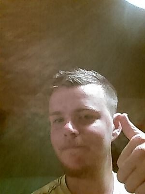 back here again and looking for people who can help me get into some league racing don't like the one I'm in now