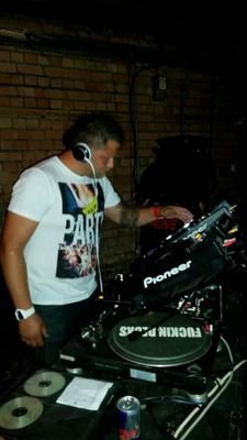 THE_BE4R's profile picture. I'm a DJ from South Africa, Cape Town living in the UK, love mixing Electro / UK Hardcore / PsyTrance! 
Free downloads here  http://t.co/mO8yYCBKPu 
Safe