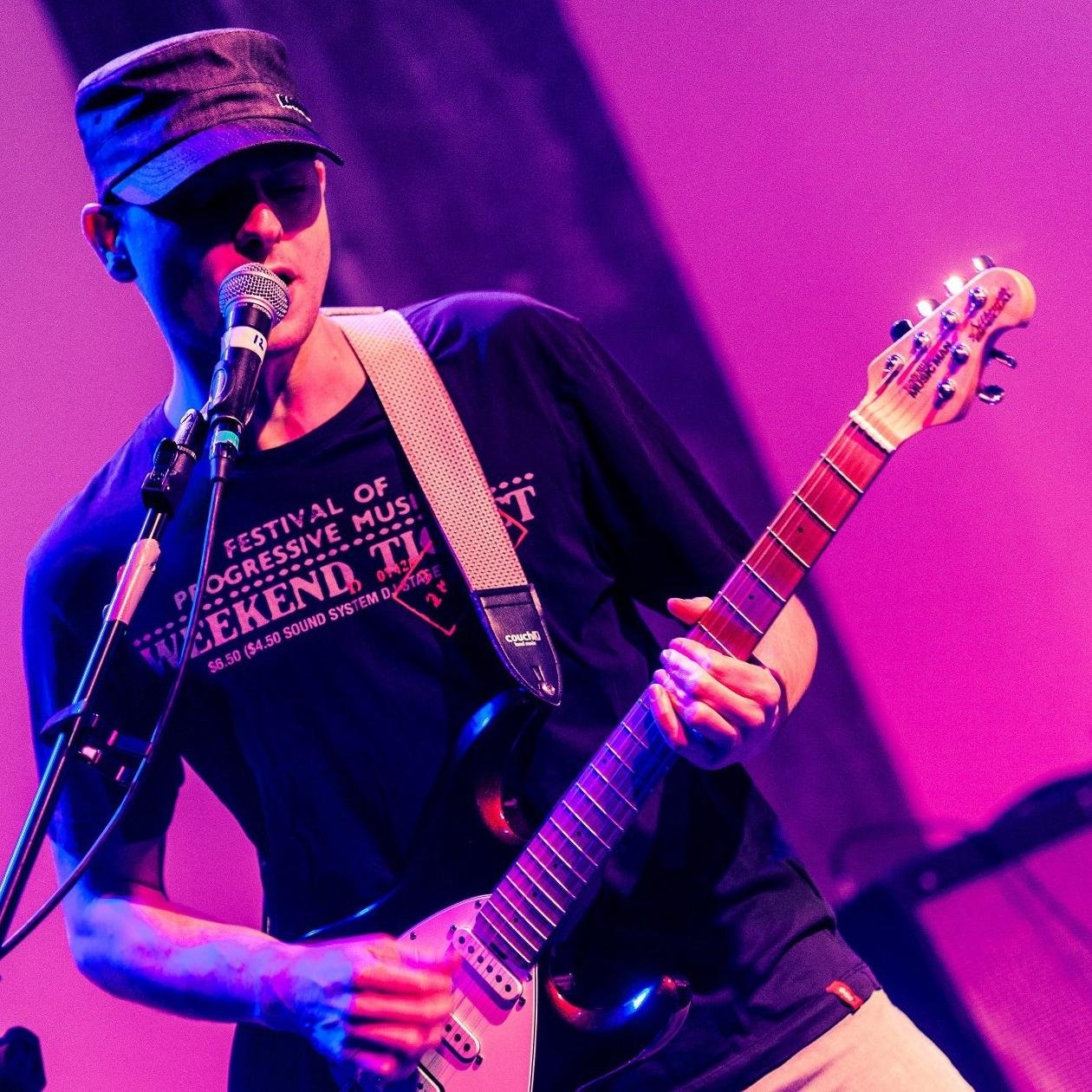 Hi-tech professional, techie, music junkie, and guitar player in Rony Voodoo