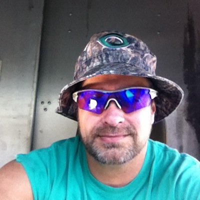 Dad to two great kids. Teamster.