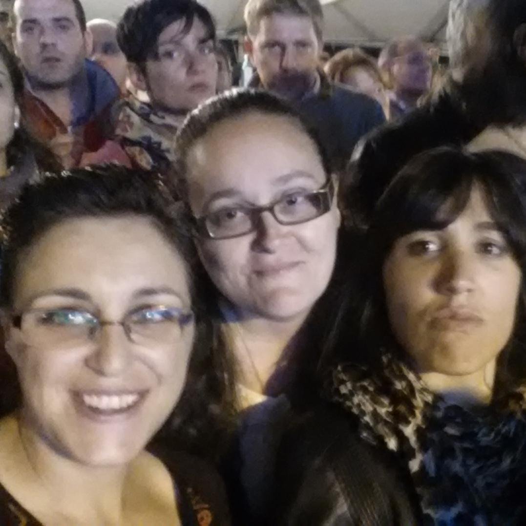 eu pasaba por aki 
_(esto resume gran parte da miña vida)