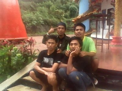 kurniawanari704's profile picture. 