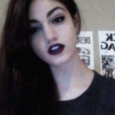 ♛