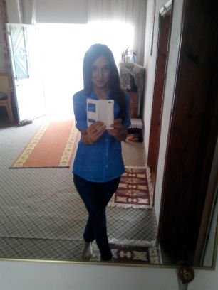 tugbasavs122's profile picture. 