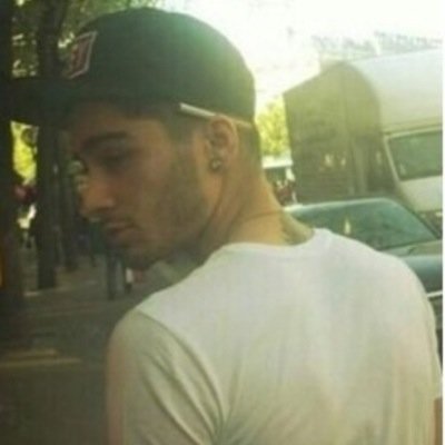 follow @bluntsbyzouis