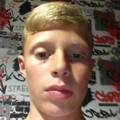 CHIZ2003's profile picture. Hi I'm Charlie i play for the best 9 a-side Football team for my age on the island and i play for GFA!