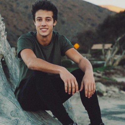 I love this kid named Cameron Dallas.