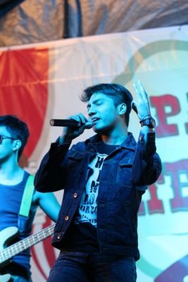 Penyamun paruh waktu, vocal @Maitreyaband ~