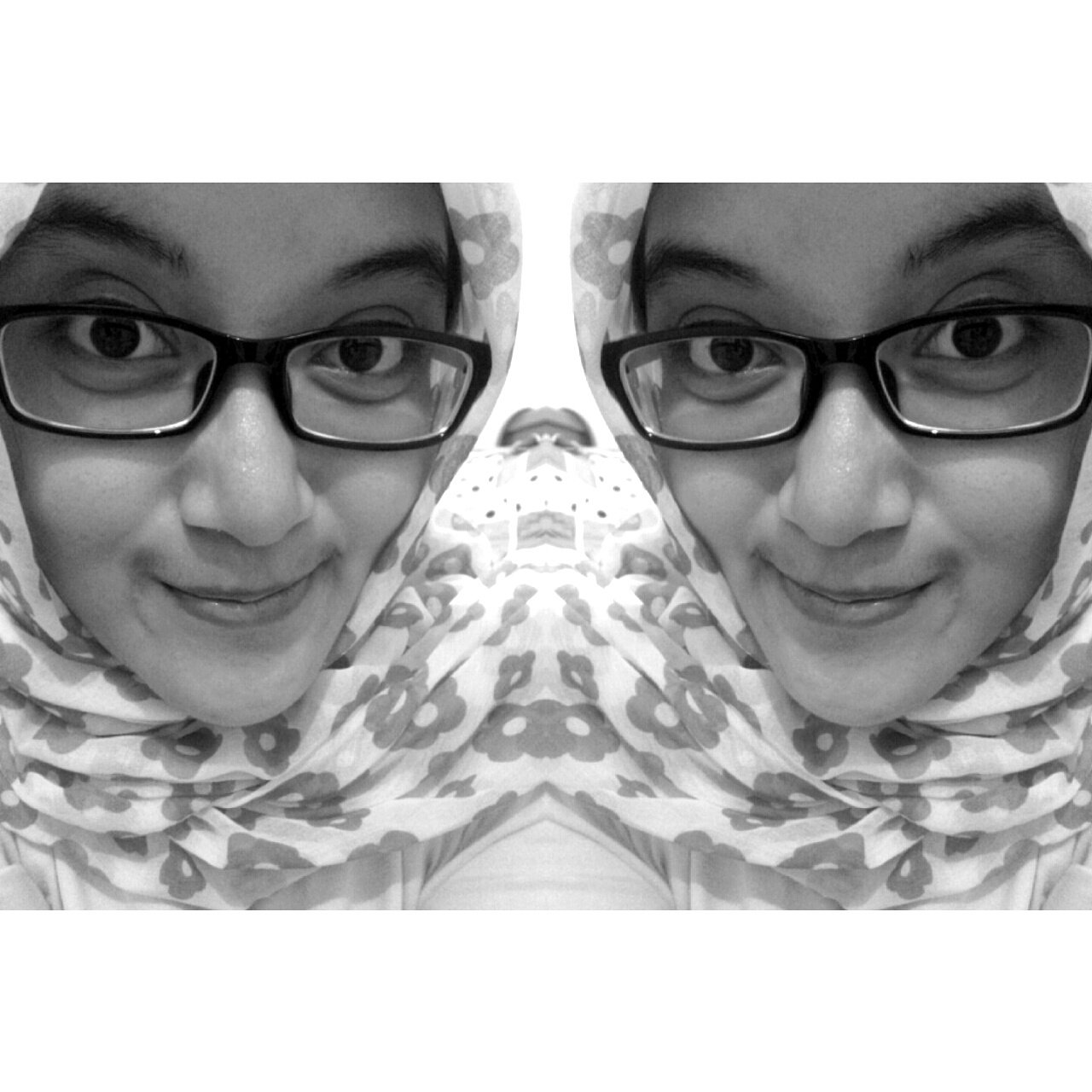 Ibu dua anak.