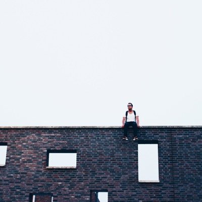 Designer at Freshheads and independent freelance designer. Focusing on UI/UX design, webdesign and branding.
