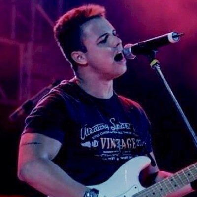 Musico, produtor vocal e arranjador.