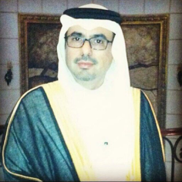 متذوق للأدب ومحب للشعر. لي رأيي وأحترم جميع آراء الآخرين شرط الإلتزام بآداب الحوار.