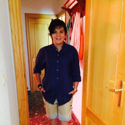 Regalando sonrisas desde 1995. Sere tu H de Heroe. Si bicho malo nunca muere, yo debo de ser inmortal.