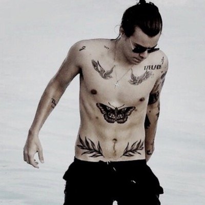 THIS IS A FREE FOLLOW, PLEASE GO FOLLOW @MapiHoran1D SHE'LL FBACK! IF U DON'T FOLLOW, I'LL UNFOLLOW U. WE ARE DIRECTIONERS