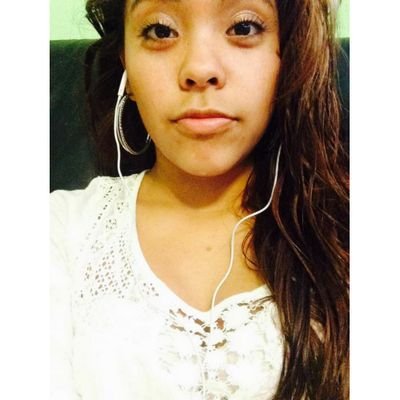 insta @_karlaaramieez