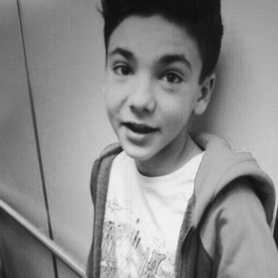 Remember that Daniel loves you and wants you to be happy (: @hey_shawnmendes