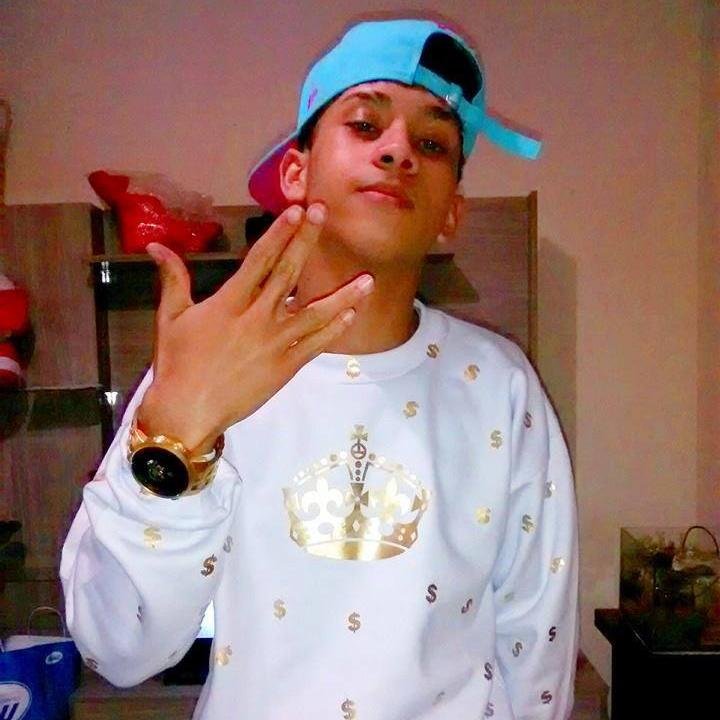 @Fezinho_Patatyy razao do meu viver...
