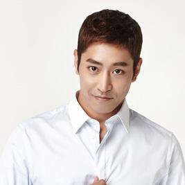 A Malaysian fans site dedicated to charismatic leader of Shinhwa - Eric Mun ♥♥♥ :)
