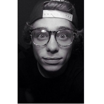 this is a jack dail account i have a follow on my personall acount