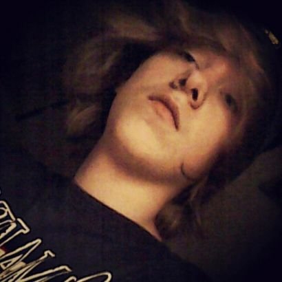 leader of the sinping team @itz_sacred Feeder YT:Woah Vizzi Xbox Sacred Vizzi