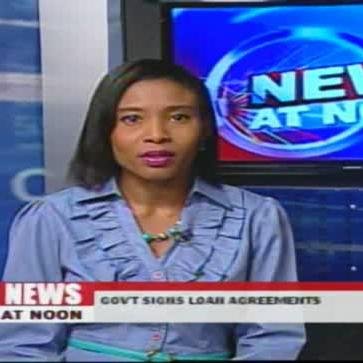 powerful,concise news bulletin at noon presented with CVM's trademark fairness &fearlessness.#topclassreporters#correspondents#noonmontofri.