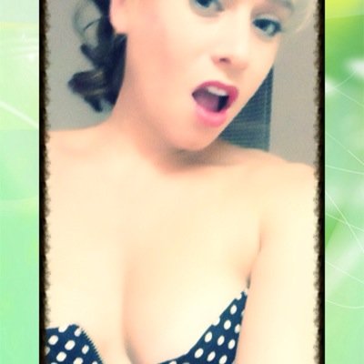 NikkiGreenberg's profile picture. 