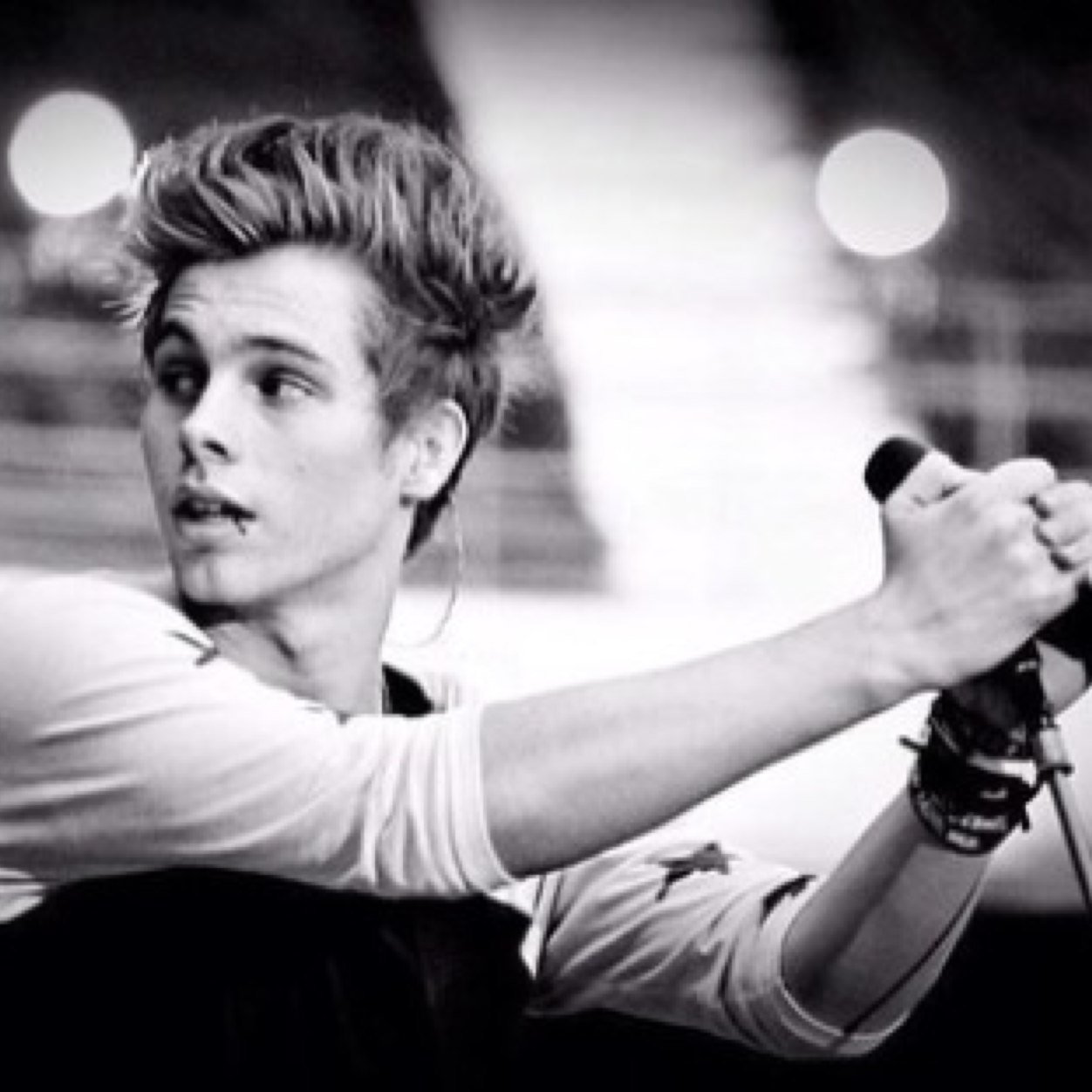 Im a six, and shes a ten. Shes so fit im insecure, but she keeps coming back for more❤ Taken by My Queen❤ Happily Married..Ashton is my life