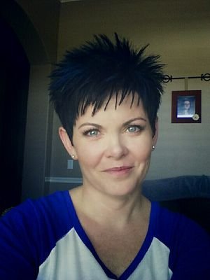 Massage Therapist, doTerra Independent Product Consultant, and a firm believer that natural medicine is the way to go!