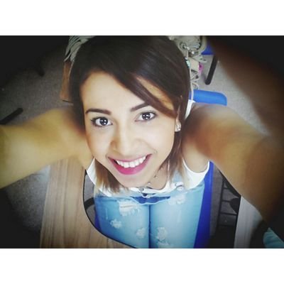 kathy_navarroo's profile picture. Mi fuerte es la psicologia aunque soy estudiante de periodismo me gusta expresarme en todas mis facetas ,me encantan los deportes y el teatro odio la monotonia