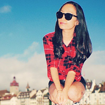 eblouissant's profile picture. 