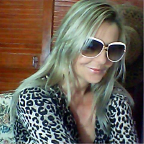 Simplesmente uma chata kk