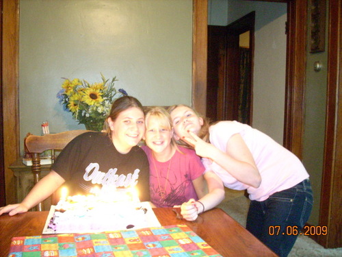 nick_lover1996's profile picture. love jonas love ghost adventures i'm real into the ghost stuff it totes is awesome lol i'm wierd